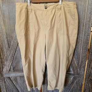 Liz Claiborne Pants Women's Size 18W Beige Cropped Chinos Wide Leg Pockets